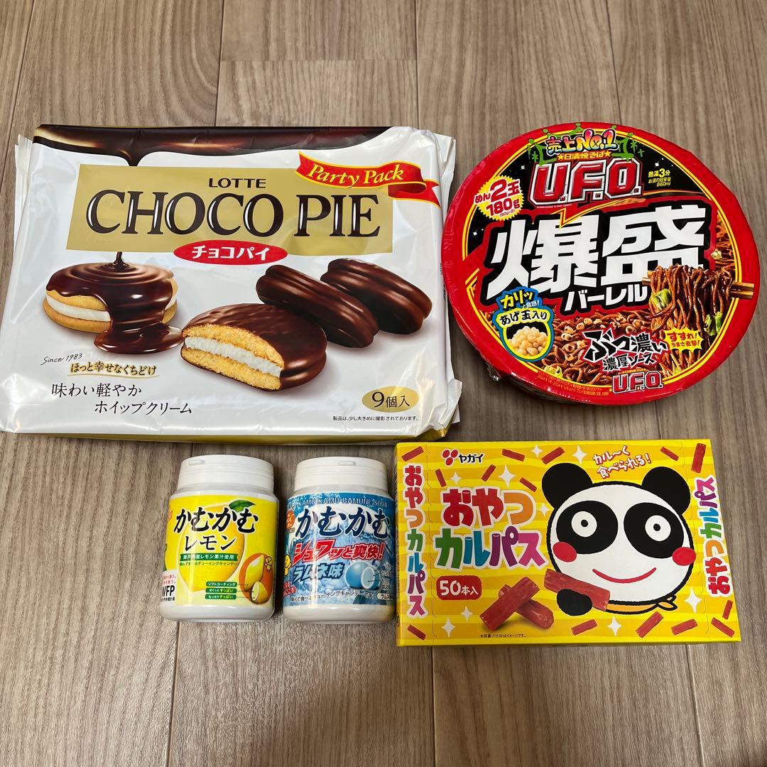 アミューズメント景品 まとめ売り お菓子 カップ焼きそば