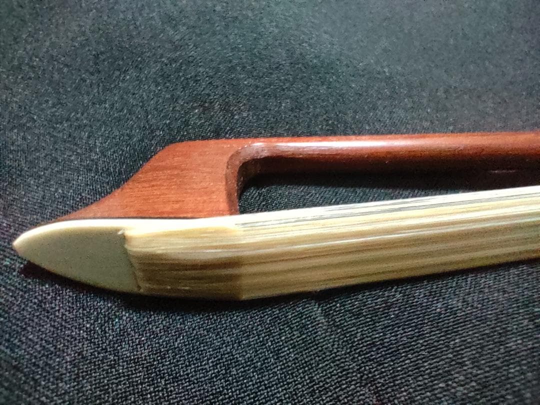 試奏OK 4/4 バイオリン弓 Archet Plumage 定価132000円