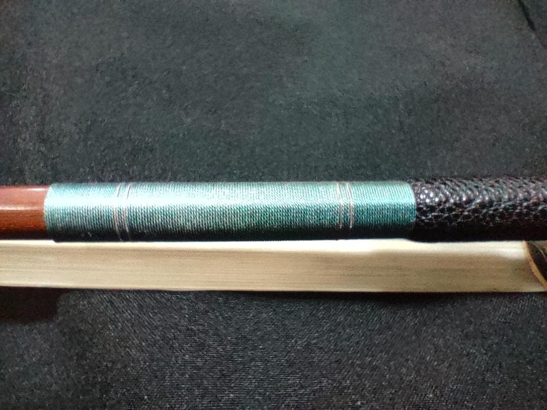 試奏OK 4/4 バイオリン弓 Archet Plumage 定価132000円