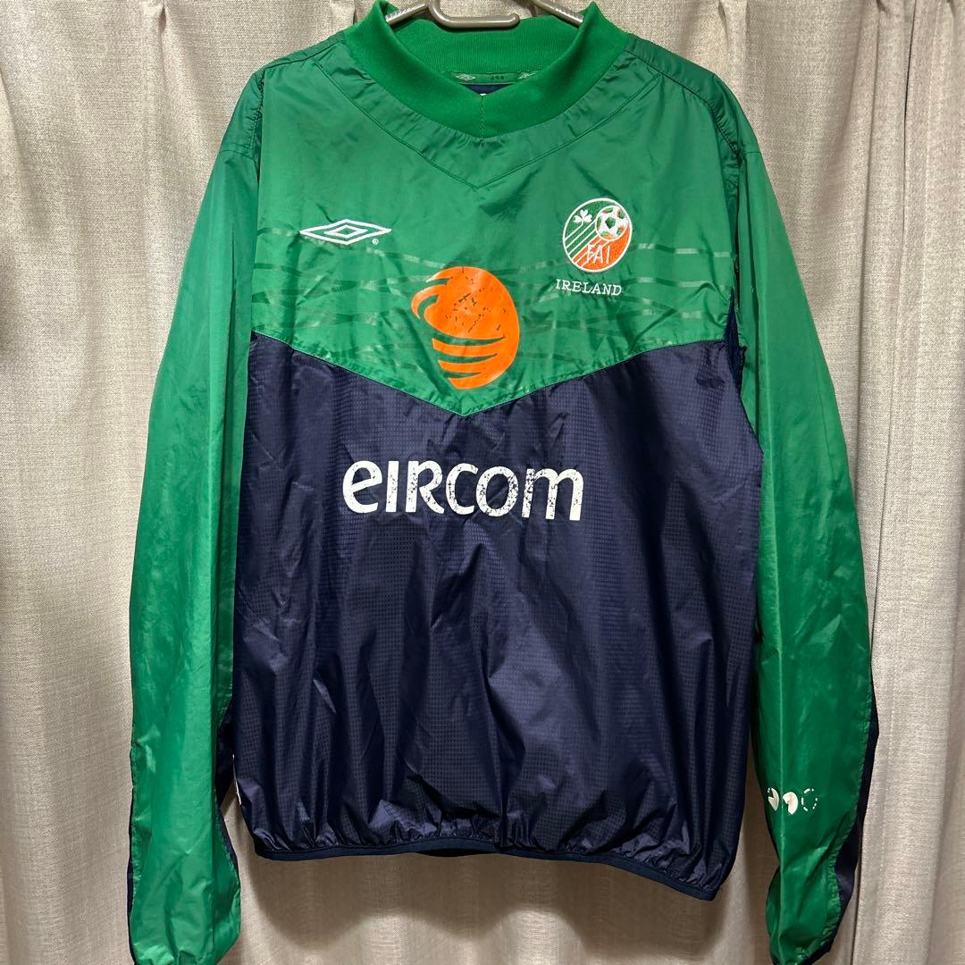 UMBRO アイルランド代表　サッカー　ピステ ウィンドブレーカー