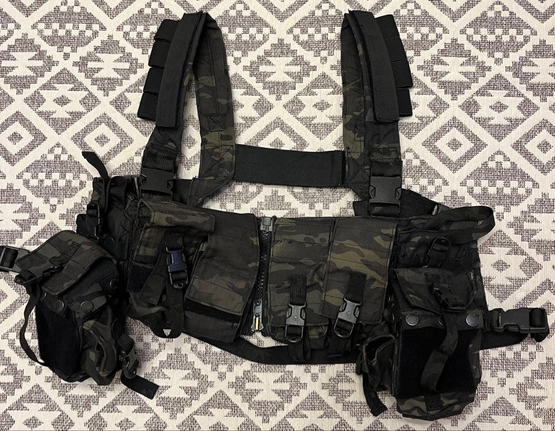 迷彩 コンバットチェストリグ