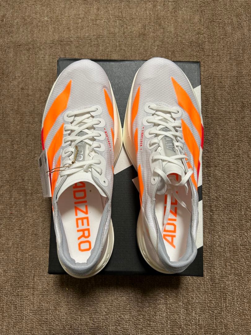 アディゼロアディオスプロ4（ネコちゃん）