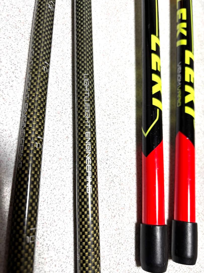 LEKI レキ　VENOM VARIO 3D ヴェノムバリオ　カーボン