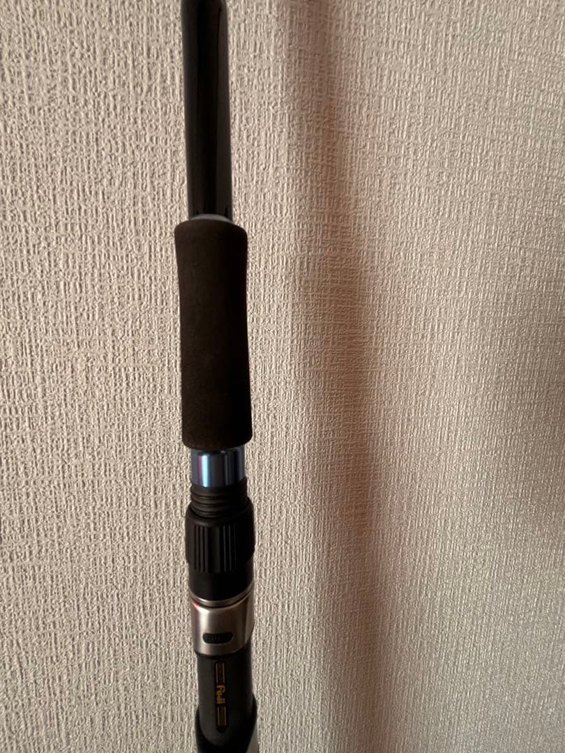 ツララ　バリトーノ93 シーバス　アカメロッド