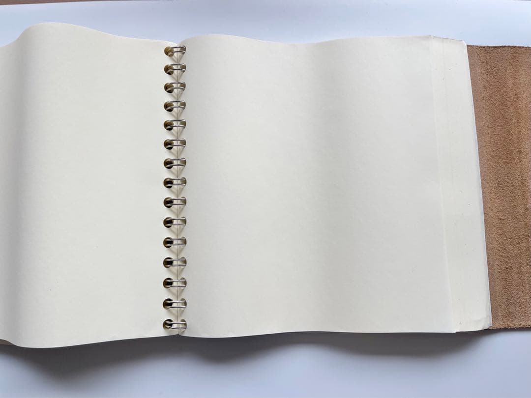 【希少・純正リフィル付】HERMES エルメス 「カイエルーレ」 ロールノート