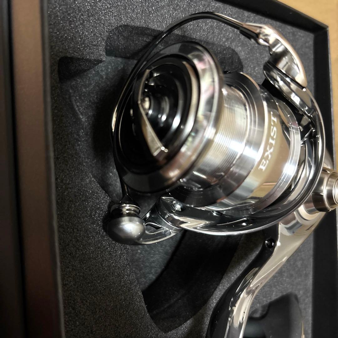 DAIWA ダイワ 22 EXIST PC LT3000 スピニングリール 美品