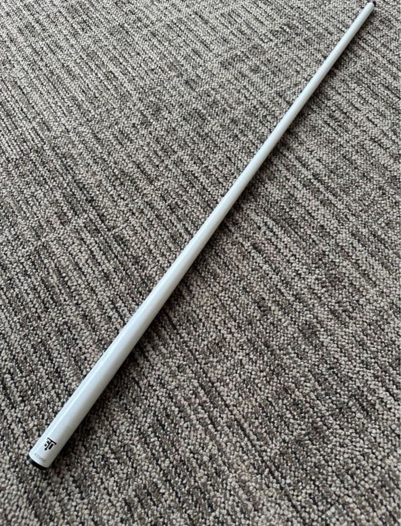 トリプルシックステイ ホワイトカーボン エッセンシャル パールホワイト