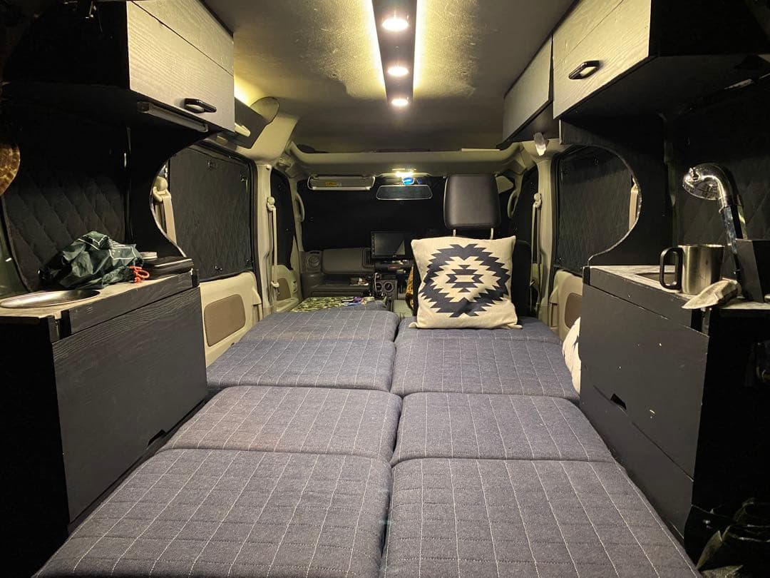 モバイルバッテリーで稼働する車中泊用　ダウンライトキット！