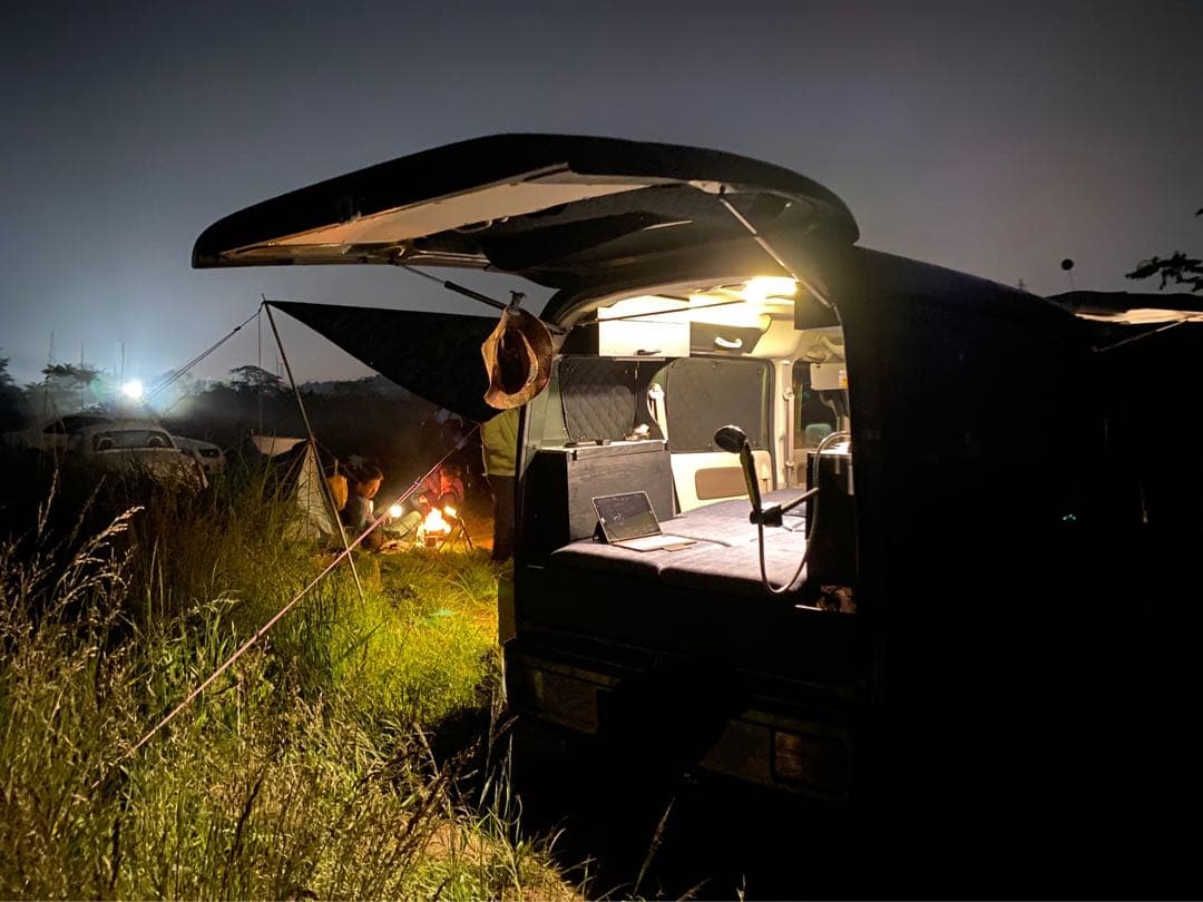 モバイルバッテリーで稼働する車中泊用　ダウンライトキット！