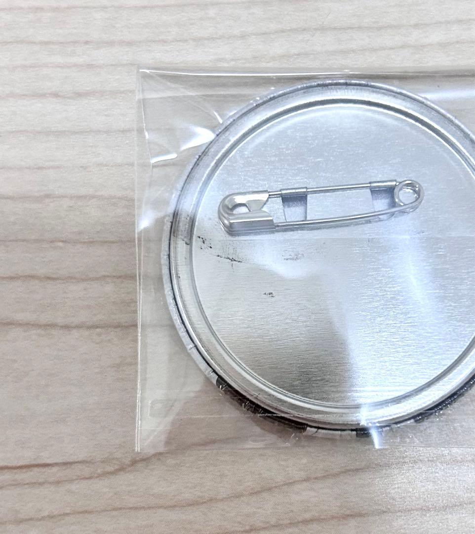 【25点】 ブルーロック 凪誠士郎 ベースヤード 缶バッジ スーツ