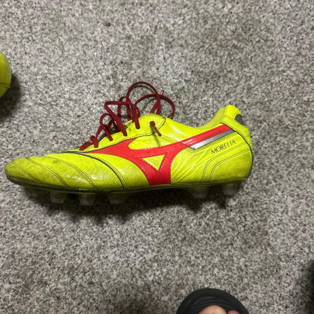 Mizuno モレリア2japan 限定色スパイク イエロー/レッド