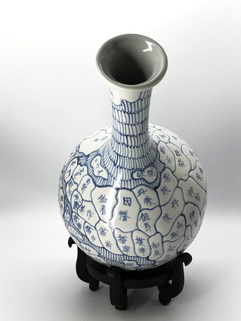 【 日本六十余州図染付 鶴首瓶 】　伊万里焼　江戸～明治時代