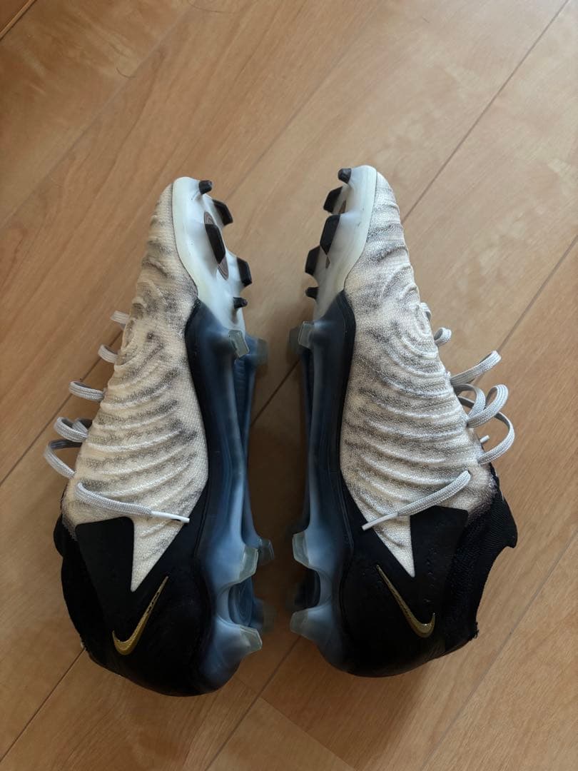 NIKE ファントム GX 2 エリート FG