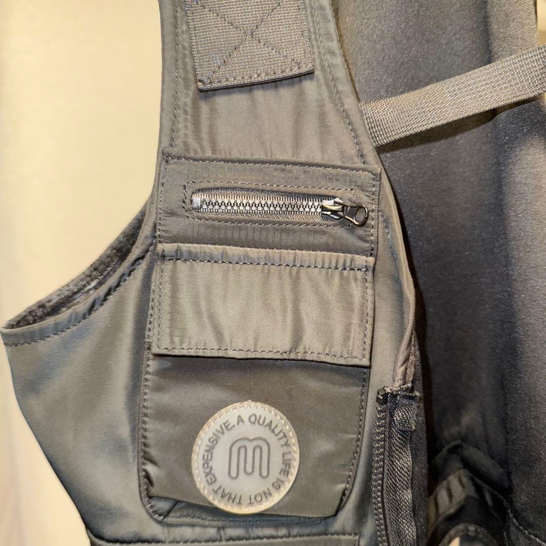 ARULE ブラック フィッシングベスト