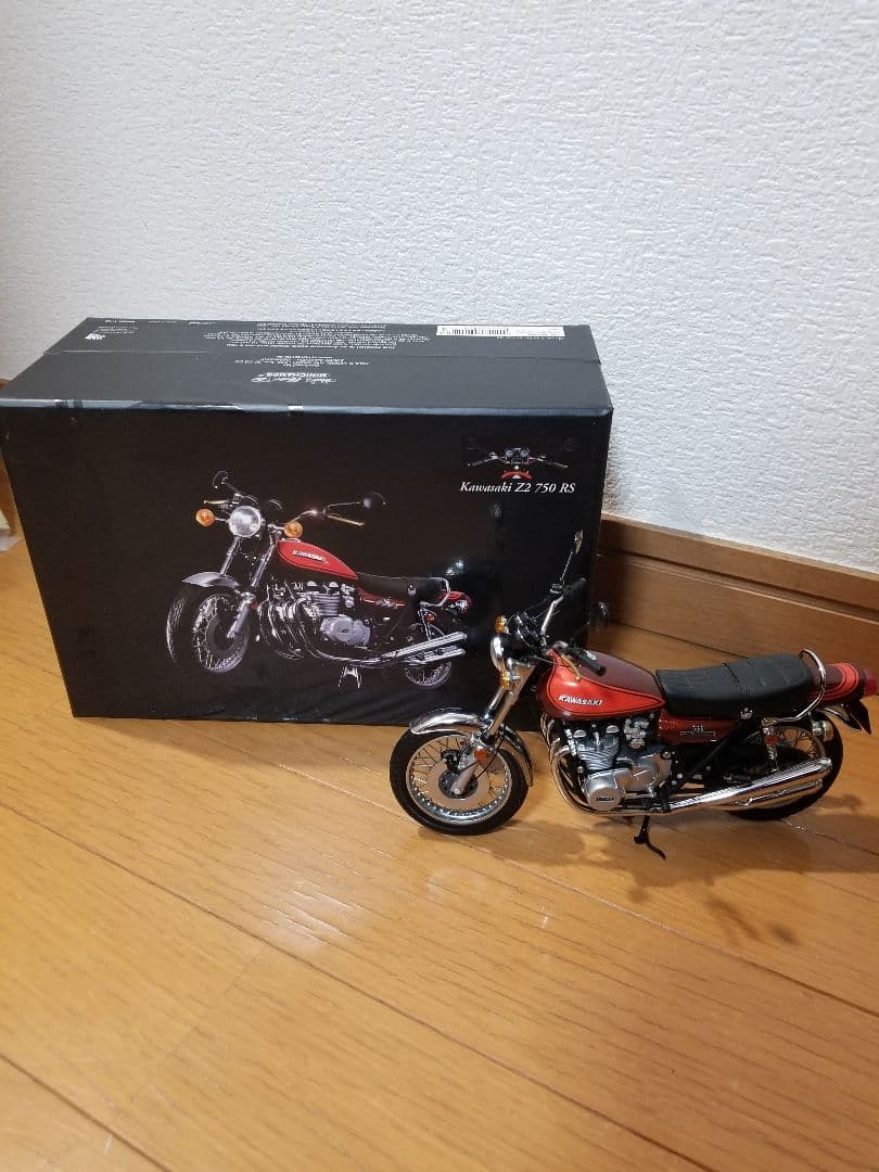 Minichamps　ミニチャンプス Z2 750 RS 1/12
