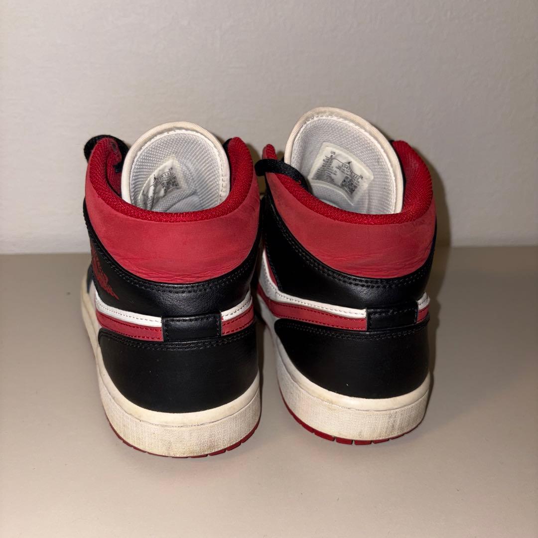 エアジョーダン　赤黒