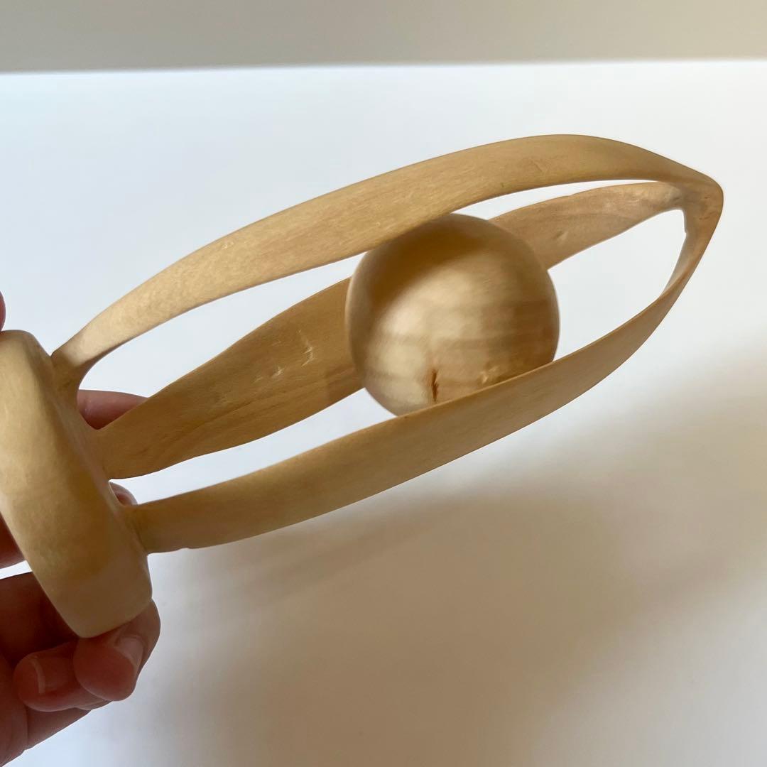 木　木製　木彫　木彫り　ボール　玉　オブジェ　置物