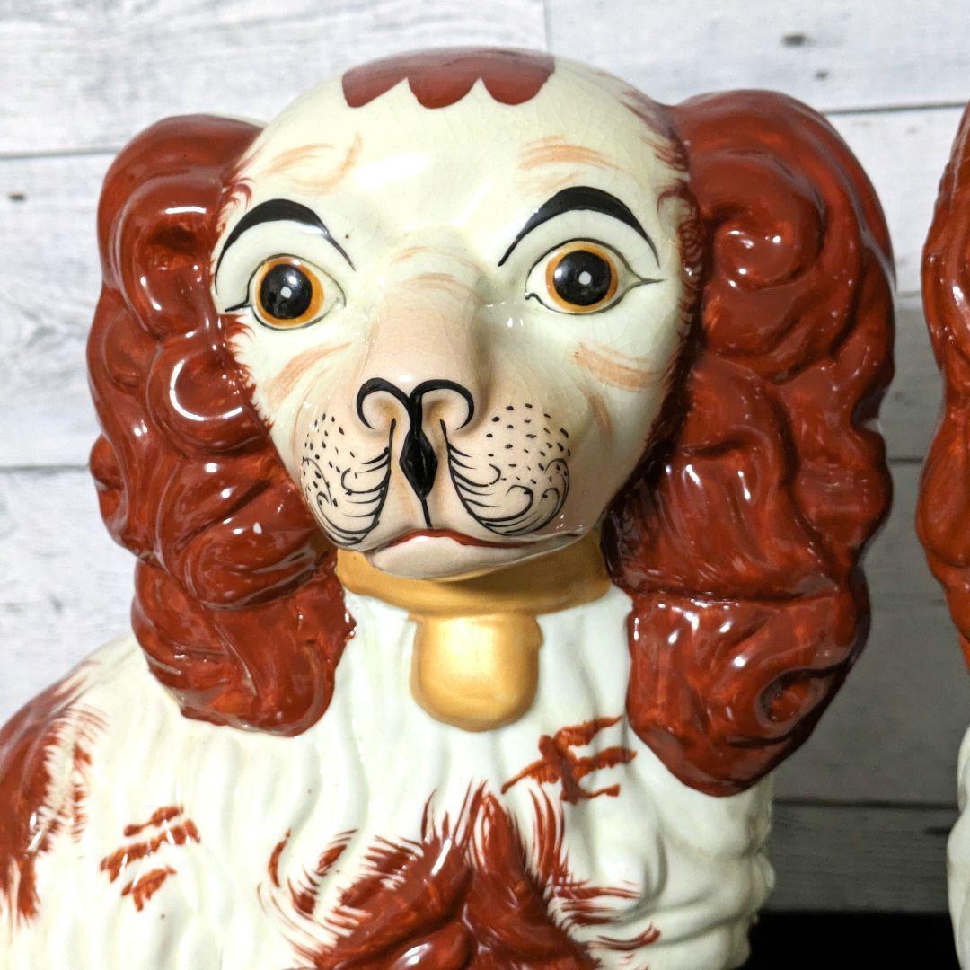 スタッフォードシャードッグ 褐色の毛並 犬の置物 イギリス 英国アンティーク