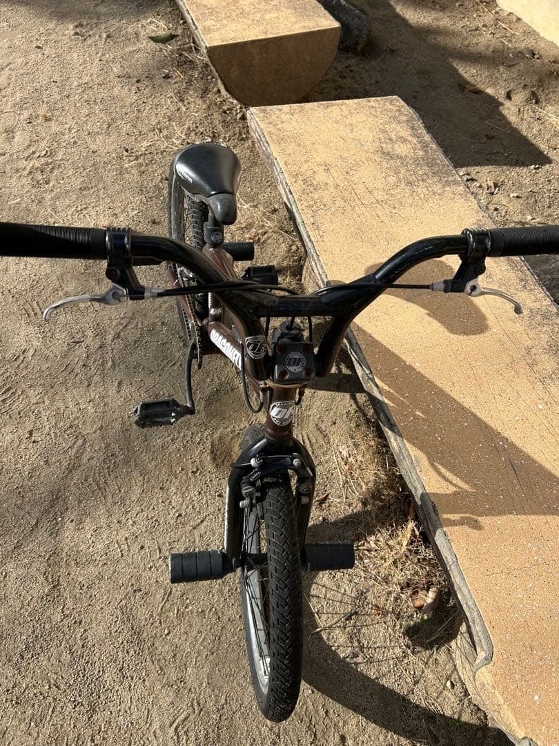 ドラゴンフライ　DRAGONFLY UZI ブラウン BMXバイク