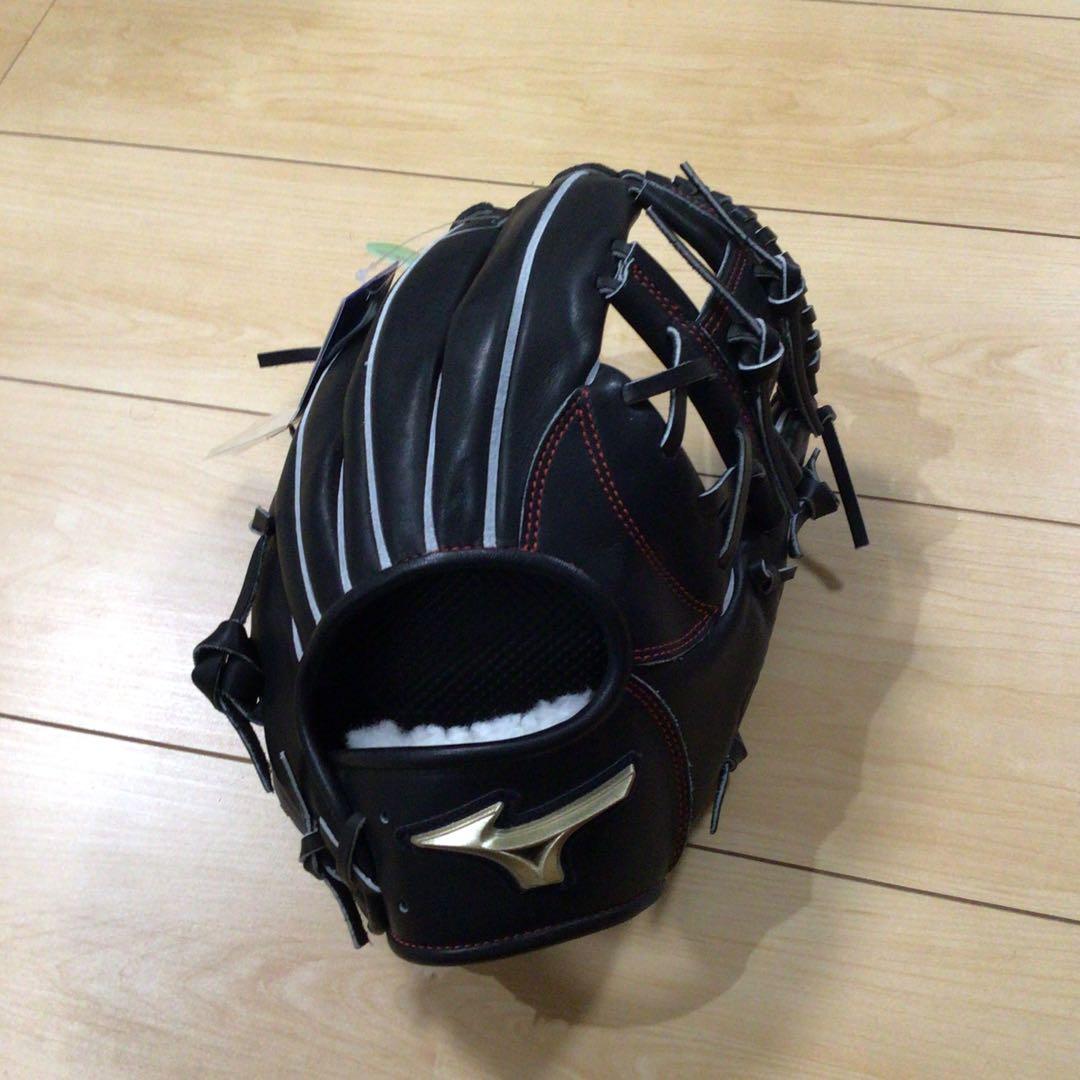 ミズノ　硬式　グローブ　グローバルエリート　新品未使用タグ付き　収納袋付き
