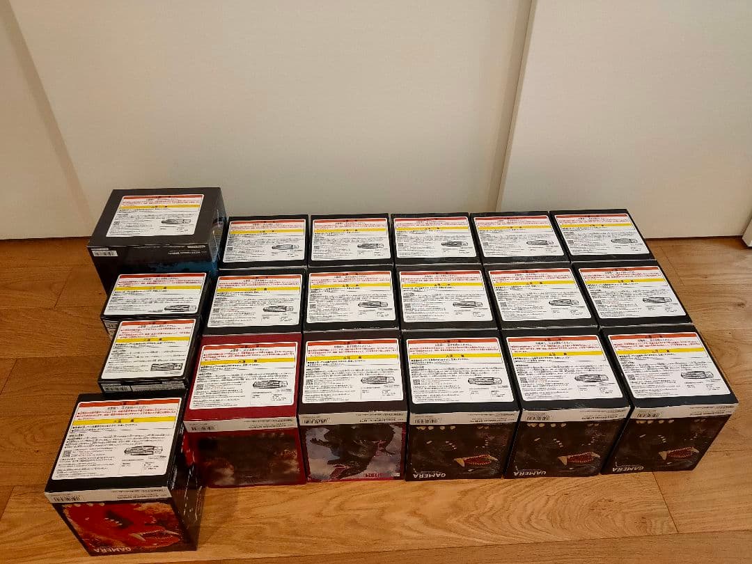 【新品】東宝怪獣(ゴジラ、ガメラ等) フィギュア まとめ売り19点