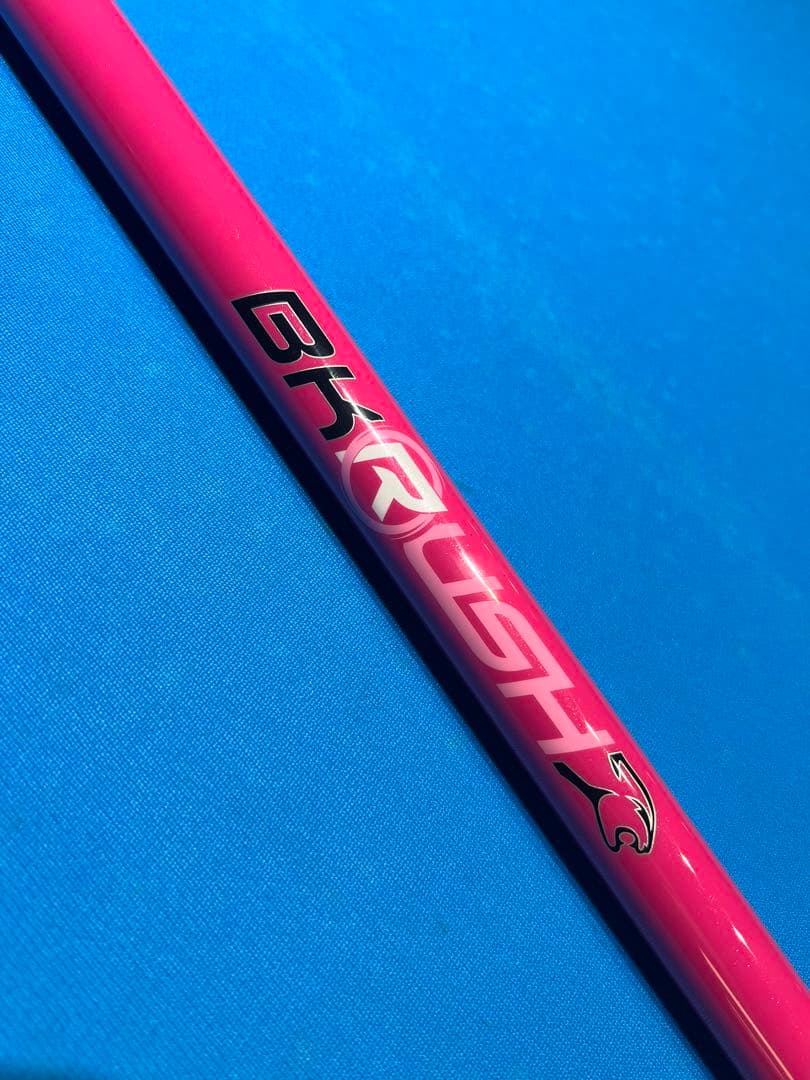 Predator BK RUSHネオンピンク　スポーツラップ　プレデター