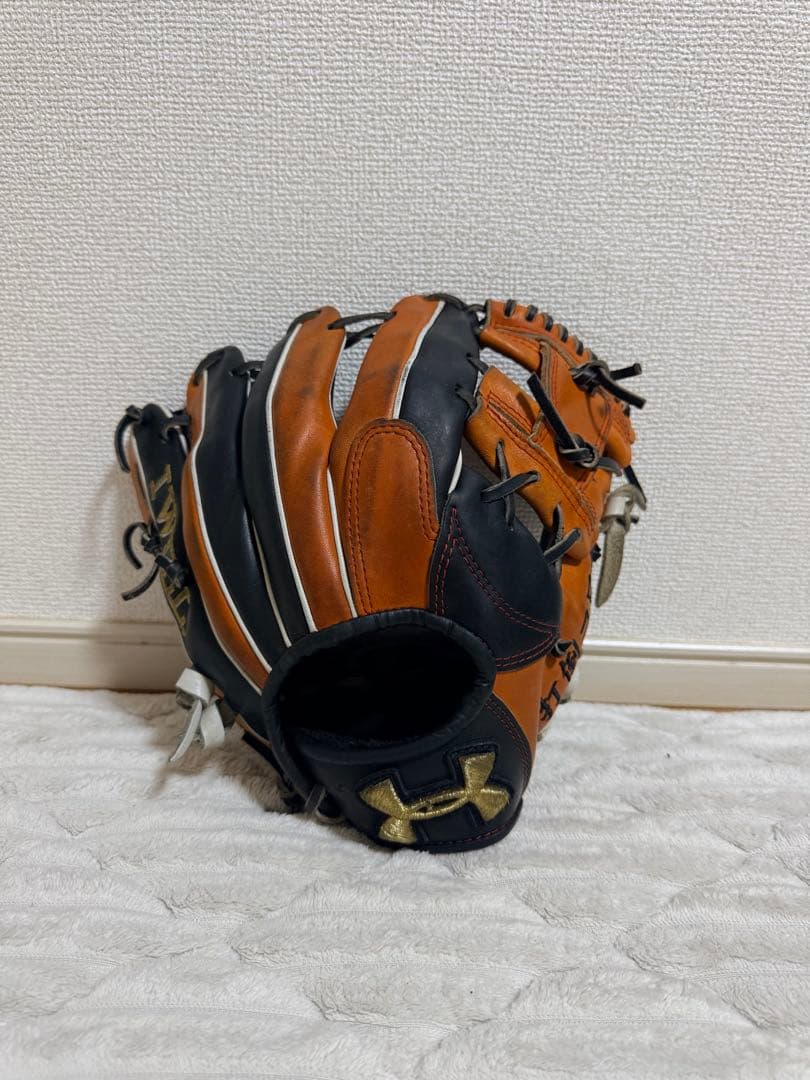 Under Armour アンダーアーマー　軟式内野手用
