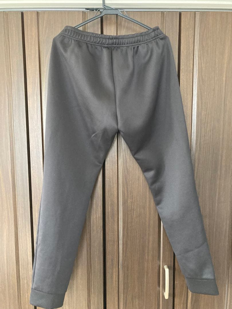 ヨネックス（YONEX）パーカーM＆ジョガーパンツLサイズ 上下セット【美品】