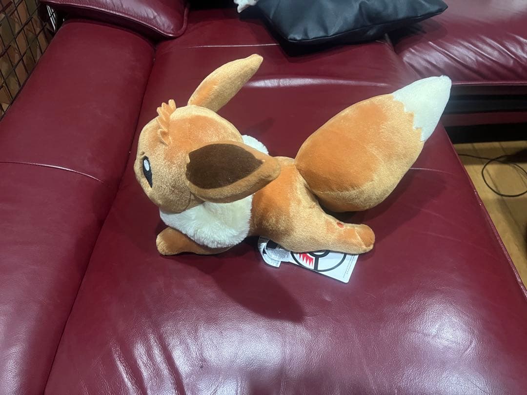 お*め様 イーブイ　等身大 寝そべりぬいぐるみ