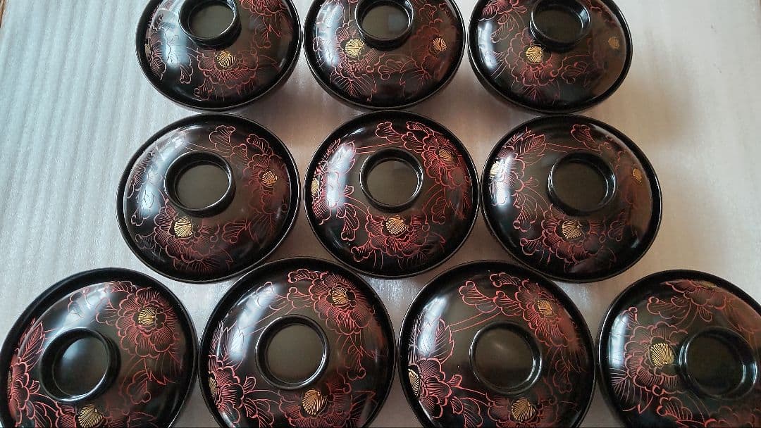 輪島塗　牡丹彫　金模様細工　木製　蓋付椀　10客　共箱