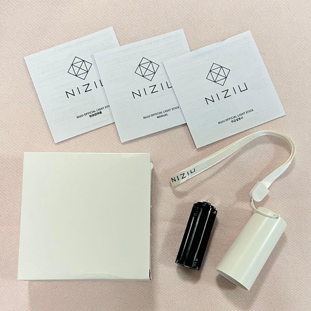 NiziU 公式ペンライト ホワイト