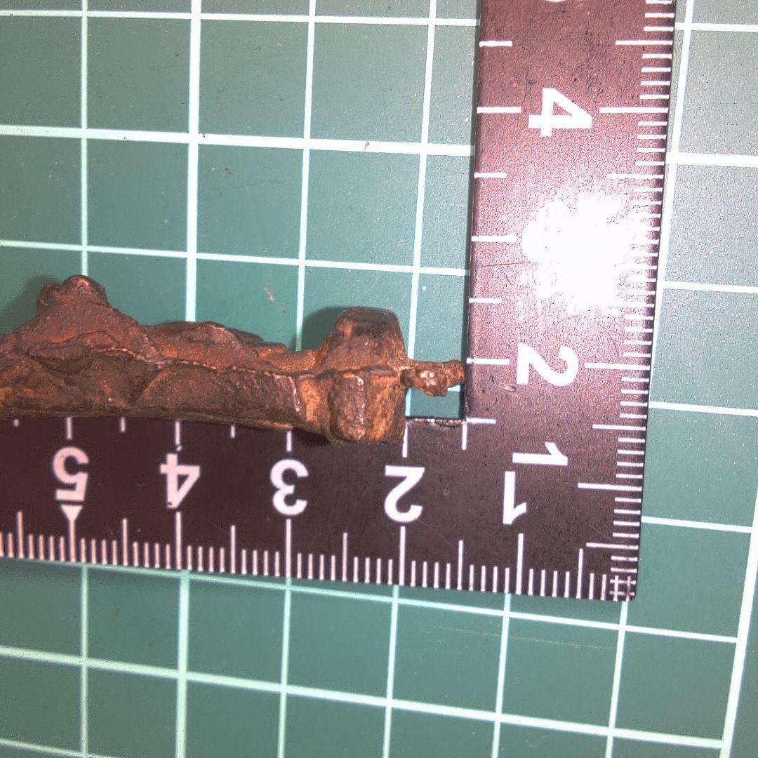 小物１ 茶色の金属製仏像