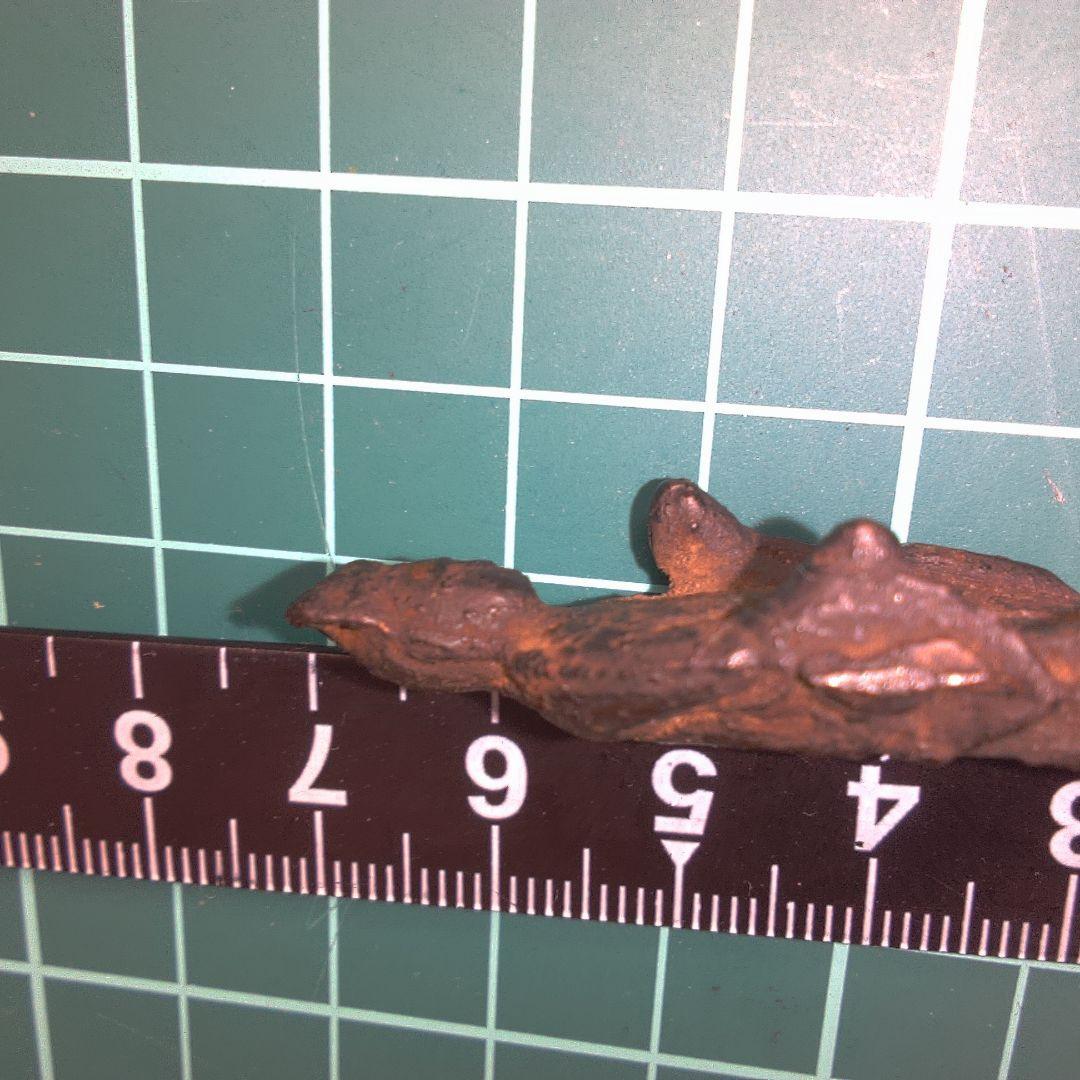 小物１ 茶色の金属製仏像