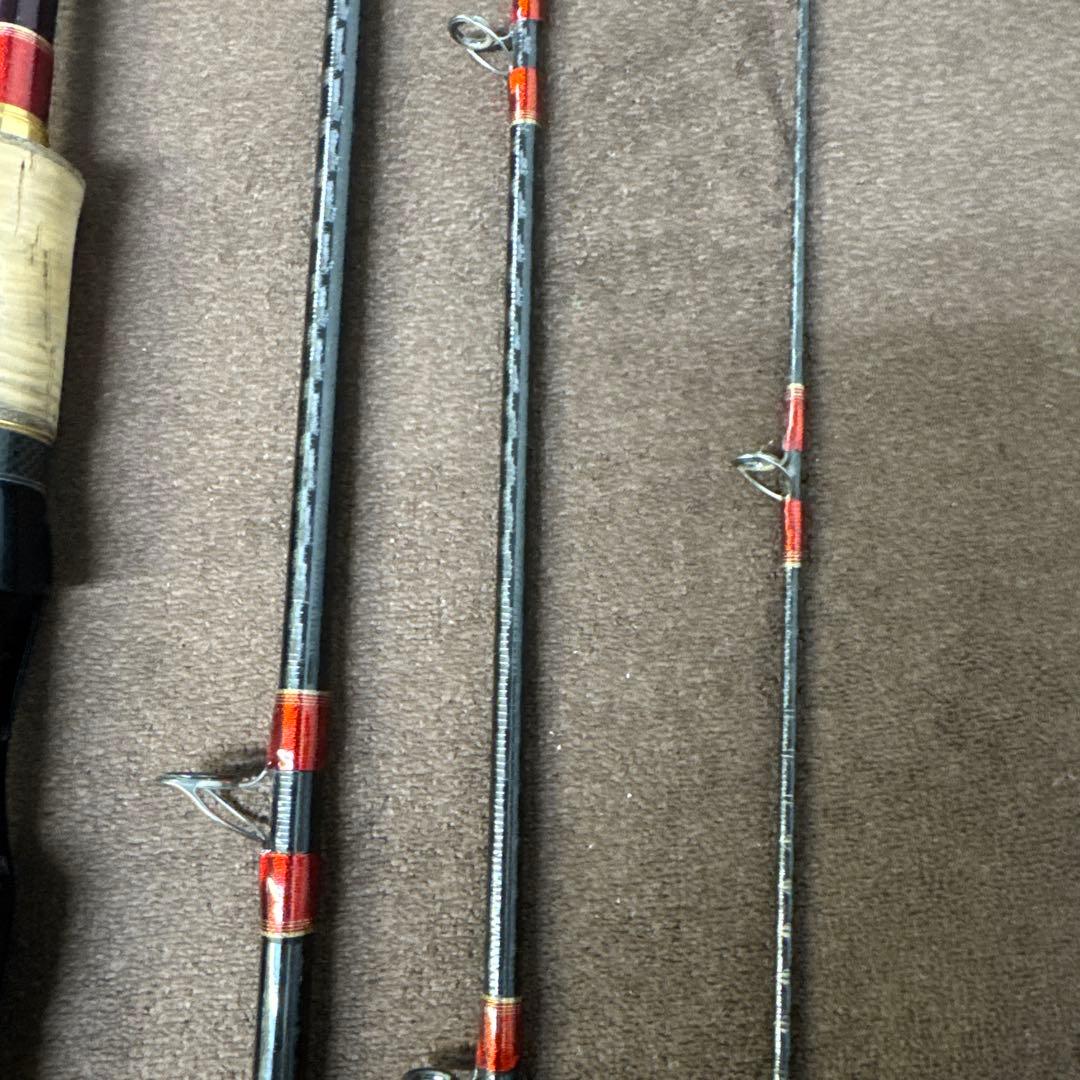 美品！お買い得♪ シマノ　ワールドシャウラ　1652R-4