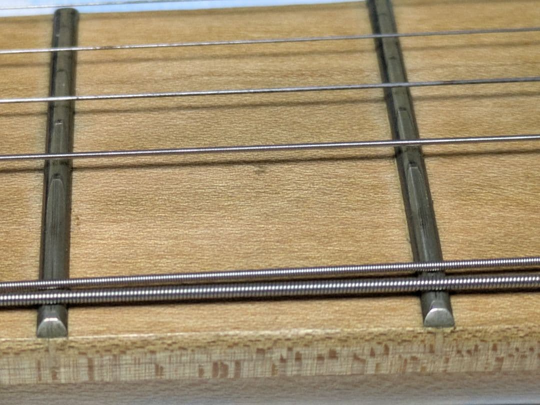 Sterling by Music Man S.U.B　エレキギター