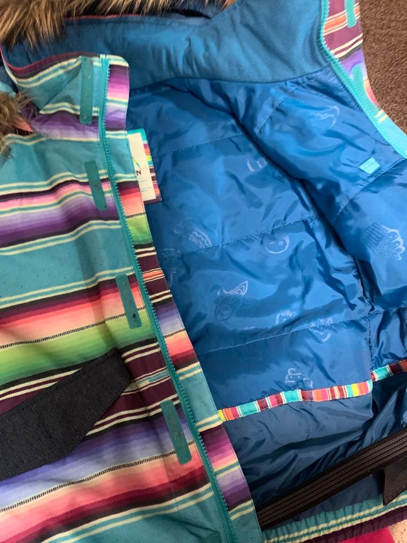 子ども用スキーウェアセット（オリーブ、マルチカラー、ピンク）