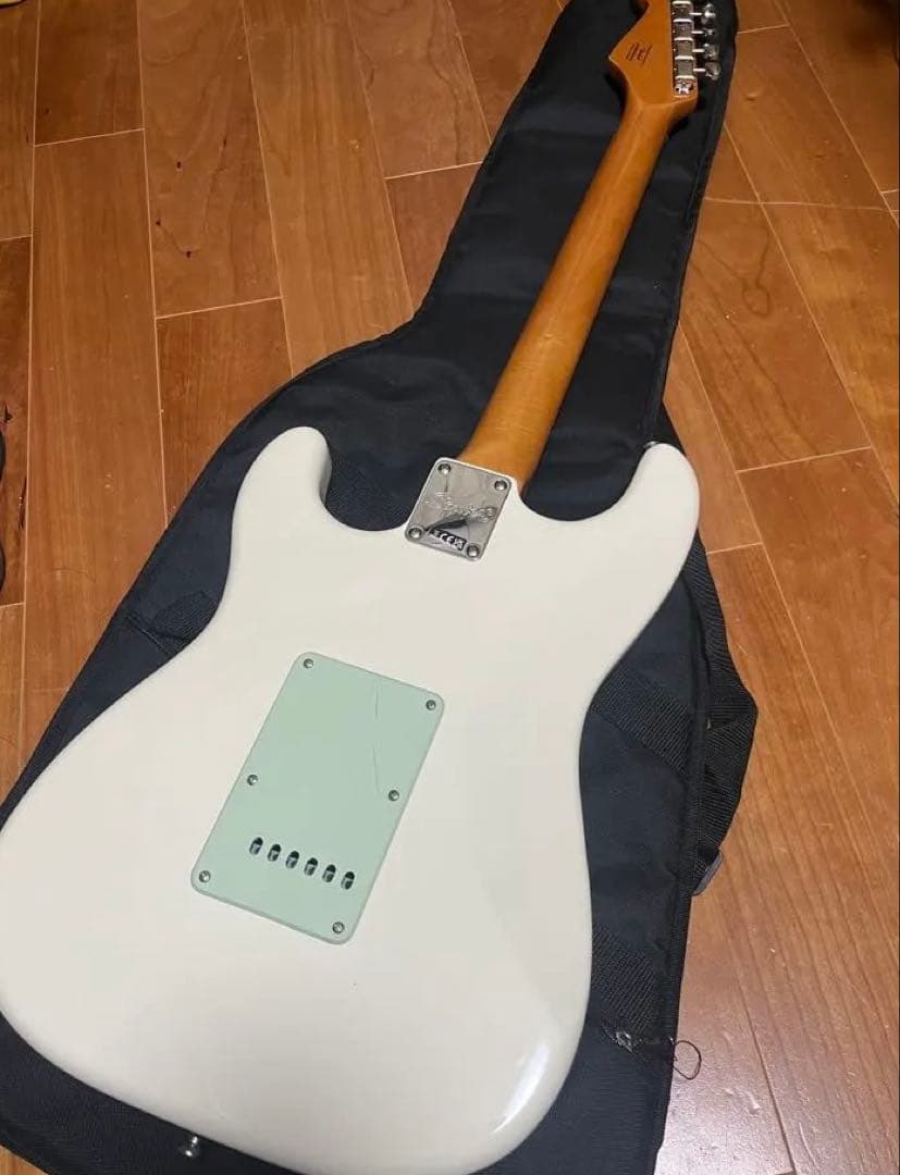 ギター FSR Squire Classic Vibe 60s Stratocaster