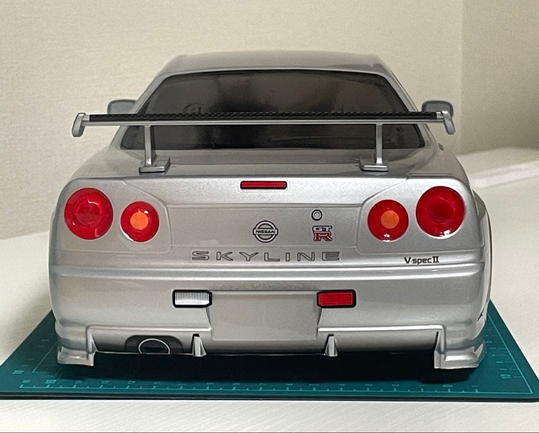 タミヤラジコンボディ　R34 GTR