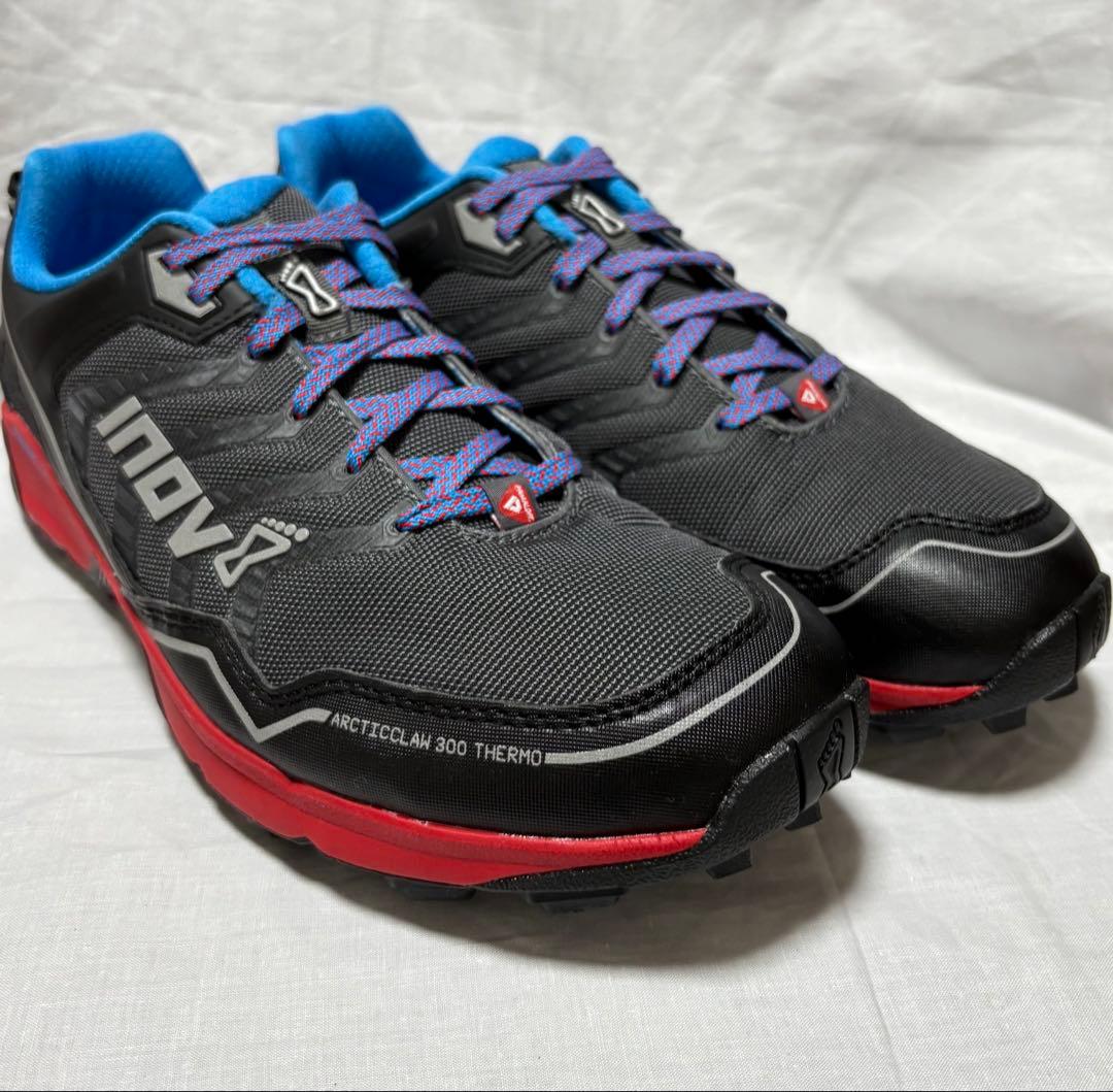 ♦︎美品♦︎デサント　イノヴェイト　トレイルランニングシューズ　スパイクピン26.5