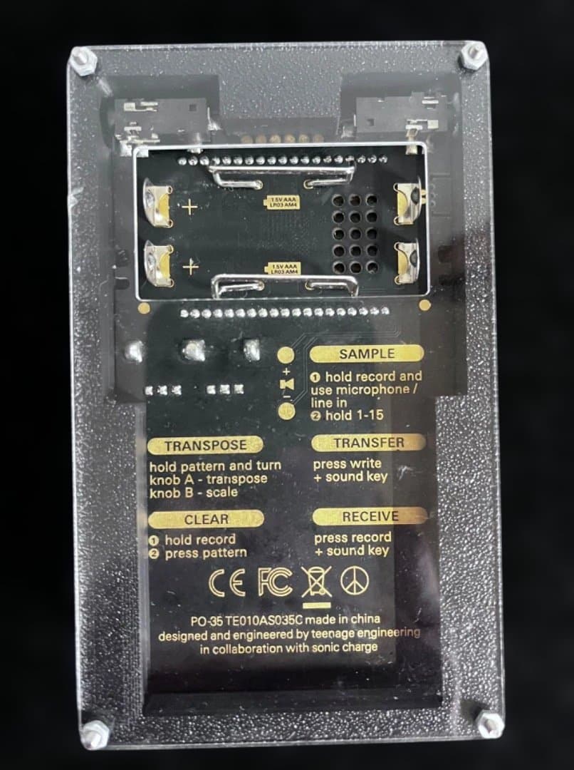 Pocket Operator PO-35 SPEAK・ケース付き・SYNTH