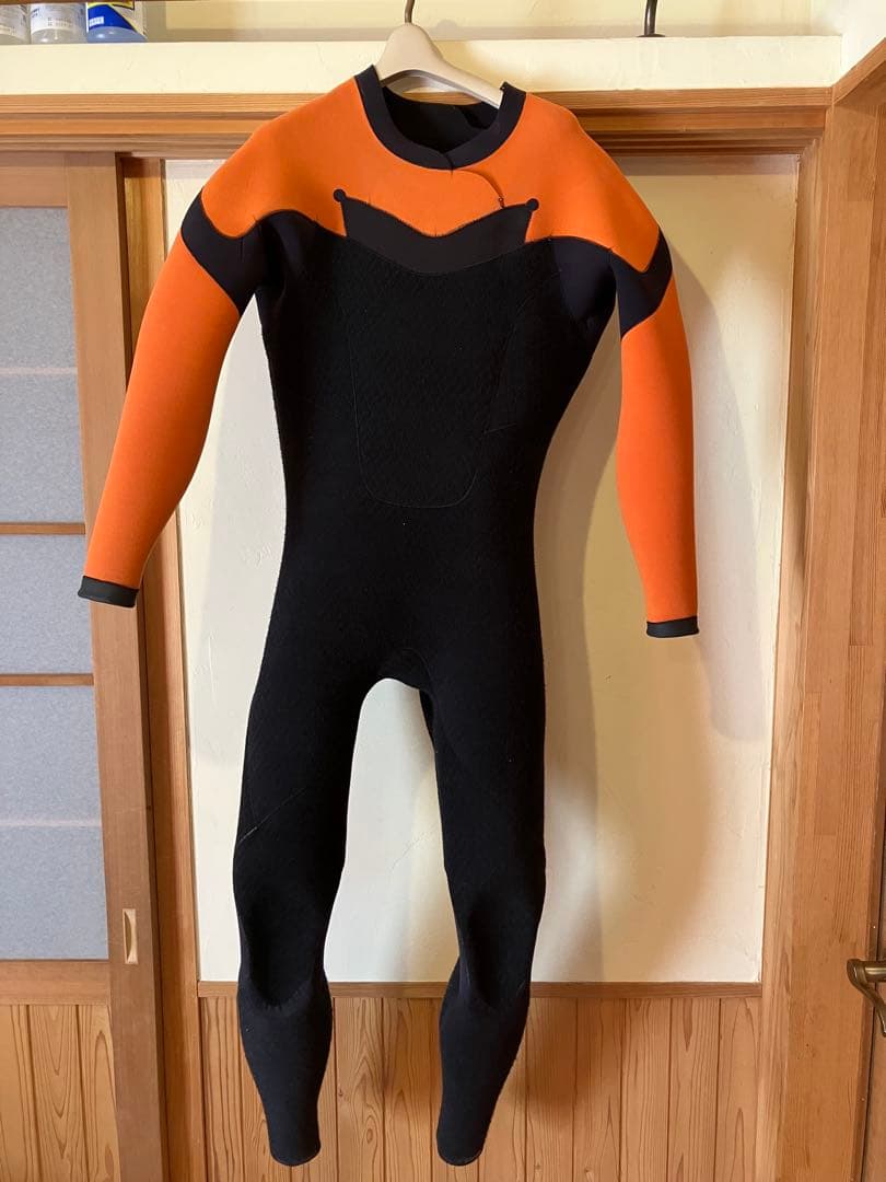 セミドライ3mm　tutto ウェットスーツ　 ブラック/イエロー