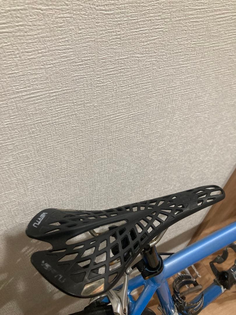 軽量　ロードバイク　SHIMANOティアグラ9速　オミノATTACK