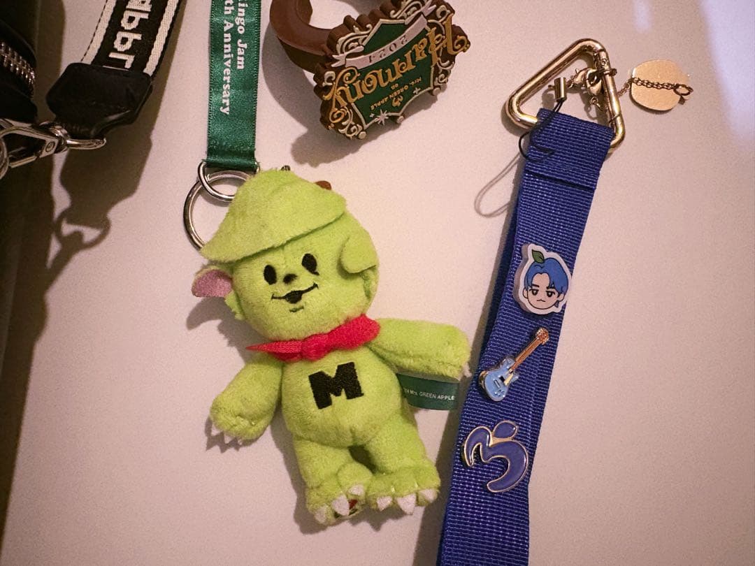 Mrs. GREEN APPLE ペンライトケース等