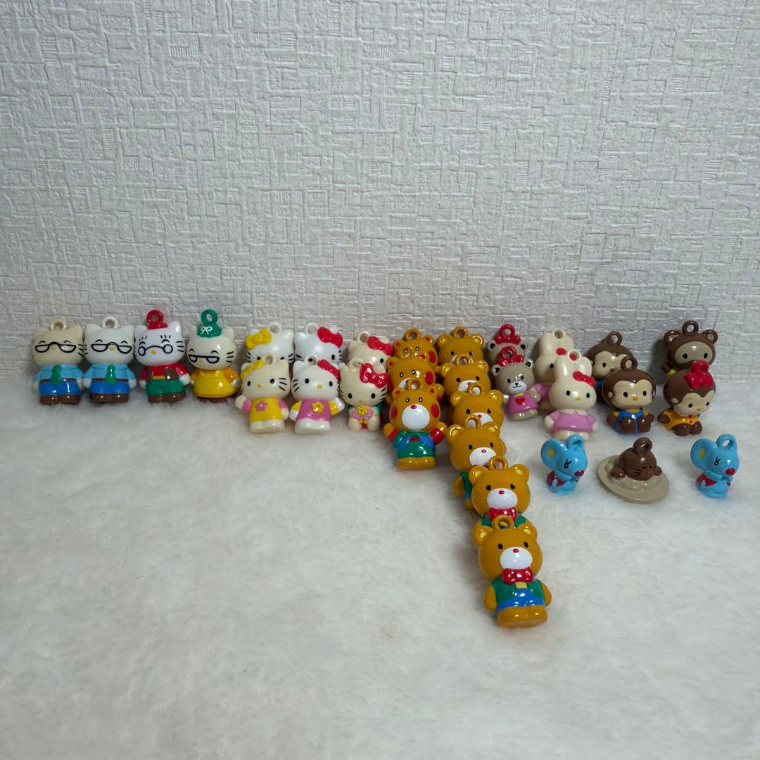 ハローキティ　レア　ワンダーカプセル❣️30個