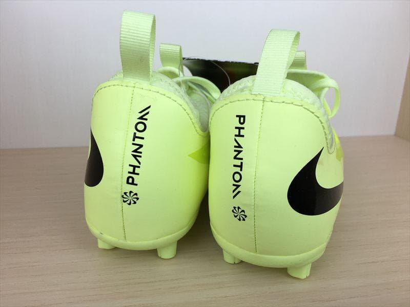 ナイキ JRファントム6 HG スパイク 靴 22,0cm 新品 (2377)