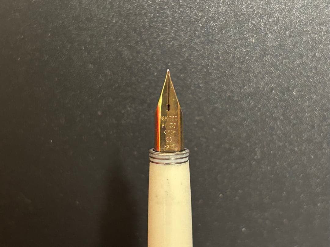 PILOT パイロット 万年筆 ペン先18K レディホワイト サクラ