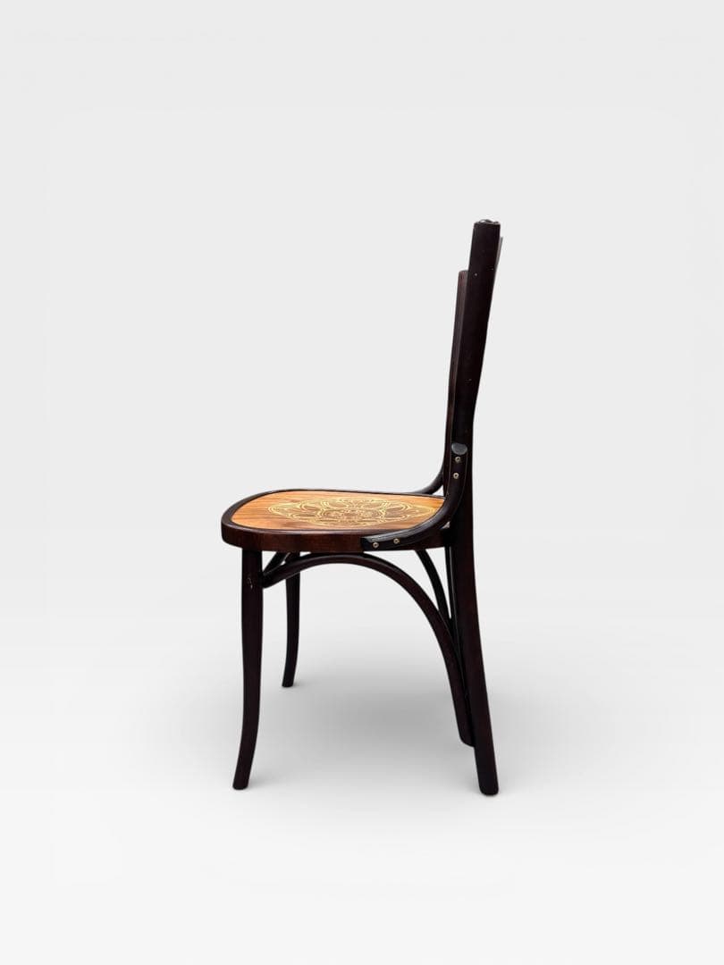ポーランド製 木製ダイニングチェア 彫刻座面 ビンテージ アンティーク