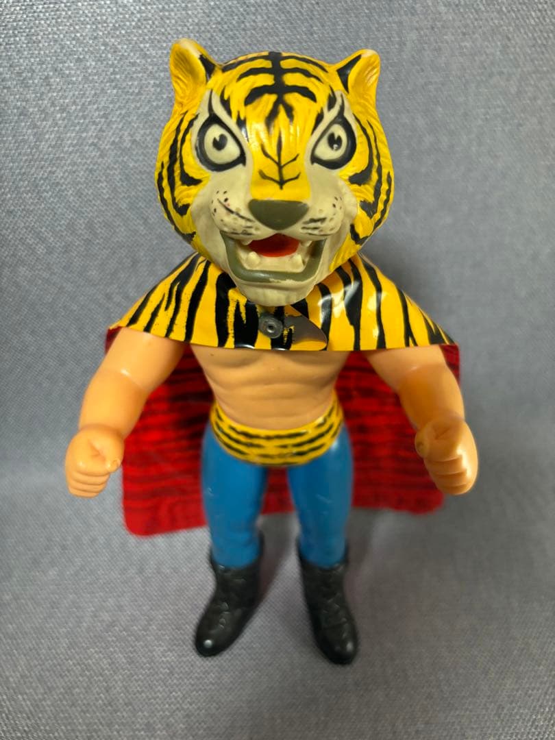 タイガーマスク ソフビ 中嶋製作所 当時物 マント付き 両手グー