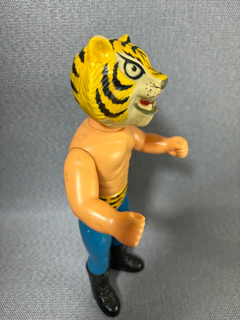タイガーマスク ソフビ 中嶋製作所 当時物 マント付き 両手グー