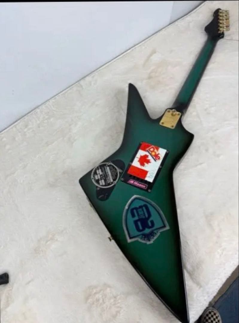 Aria Pro II ZZ DELUXE エクスプローラーギター